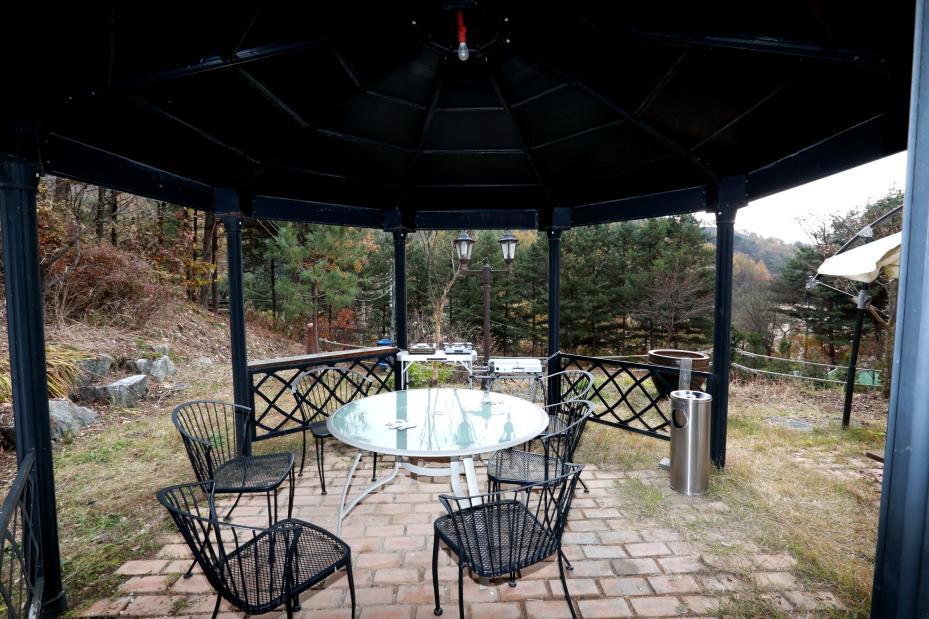 Pinearoma Pension Hongcheon Exterior foto