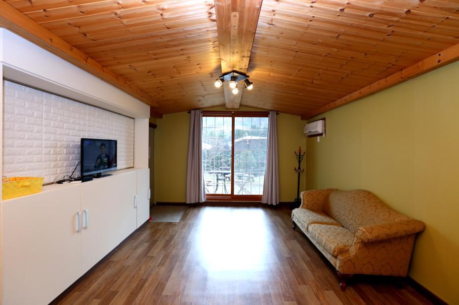 Pinearoma Pension Hongcheon Exterior foto